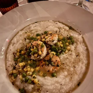 Shrimp & Grits Dinner