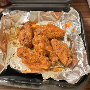 Lemon Pepper Wingz