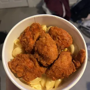 Buffalo Chicken Mac &amp; Cheese Bowl