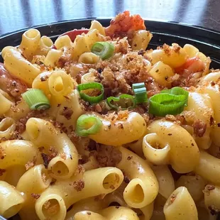 a bowl of macaroni and cheese