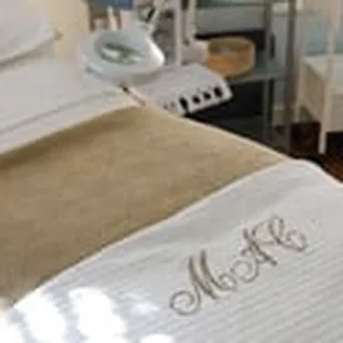 Take a peek inside Mac Hair Studio, a jewel of a Jacksonville hair salon and beauty shop located in Jacksonville, Florida's h...