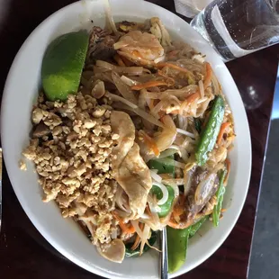 house pad thai