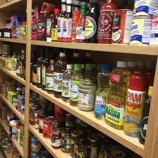 Convenient selection of grocery items