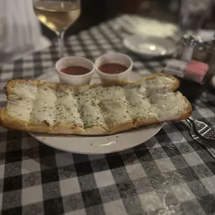 Garlic Bread with Cheese