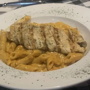 pasta dish, pasta, food