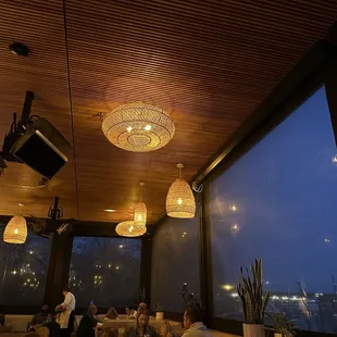 Lighting in patio dining