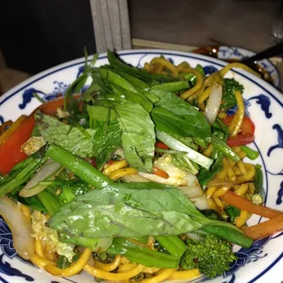 Hoisin BBQ Spiced Hakka Noodles