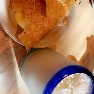 Coconut margarita &amp; chips &amp; queso