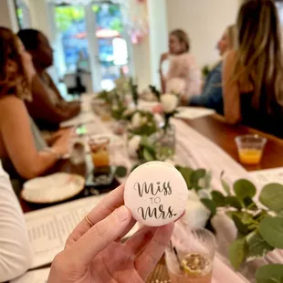 Custom made macarons by Susie