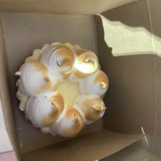 Lemon meringue tart