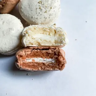 Butter Vanilla &amp; Butterscotch Macarons by Macaron Warehouse | 2020