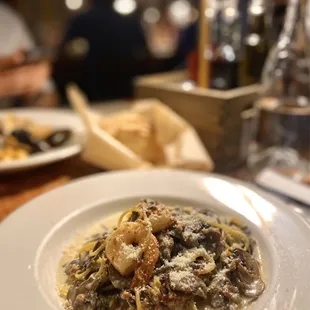 Bianchi &amp; neri IG: @nom.noms.only