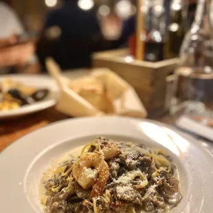 Bianchi &amp; Neri | IG: @nom.noms.only