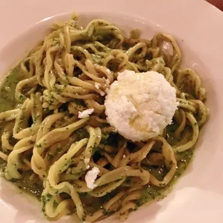 Boccoletti Al Pesto E Ricotta