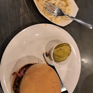 Pulled pork sandwich and mac and cheese