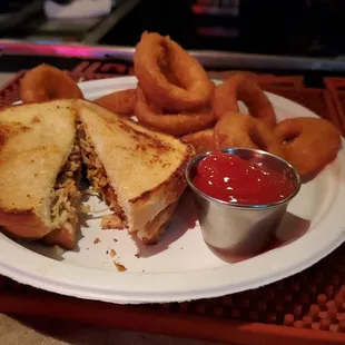 Chicken salsa melt