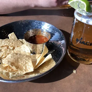 Chips & Salsa