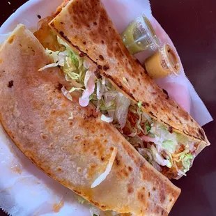 Machete de tinga de pollo