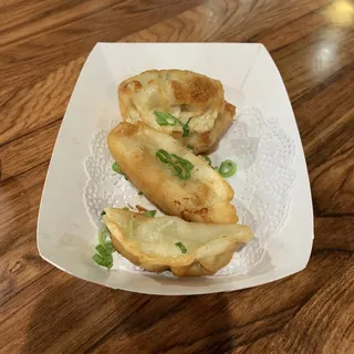 Chicken Gyoza (6)