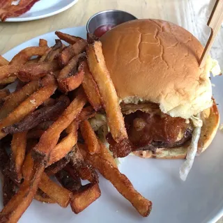 Machine Cheeseburger with Fries