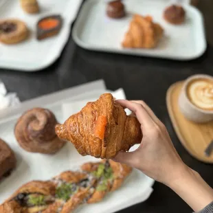 Cara Cara Croissant