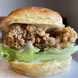 01. Macho Crispy Chicken Sandwich