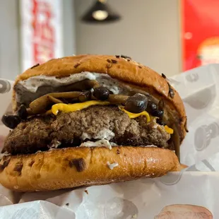 08. Black Truffle Cheeseburger