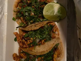Pio Pio Tacos