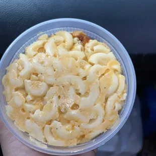Macaroni &amp; cheese.. creamy &amp; good!