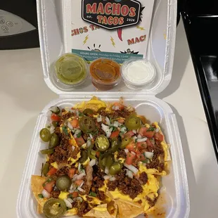 Machos Nachos