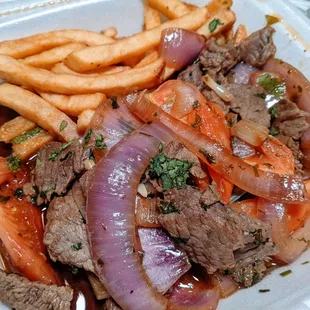 Lomo Saltado