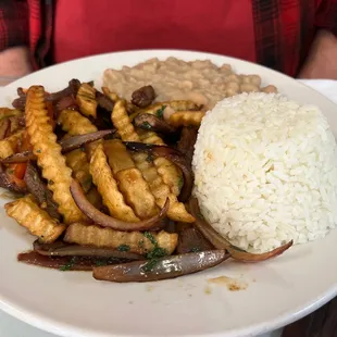 Lomo bisteca con frijoles