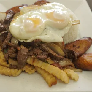 Lomo Saltado a lo Pobre