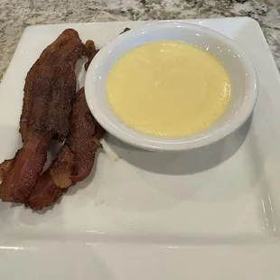 Bacon and side of hollandaise sauce