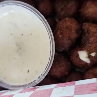 Mack’s Wings
