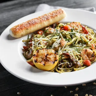 Pesto Shrimp Linguine