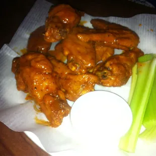 Hot wings! Yum!