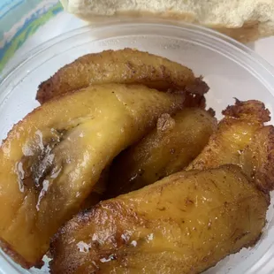 Coco Bread &amp; Plaintains