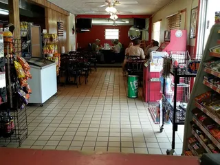 Star Country Market and Pizza