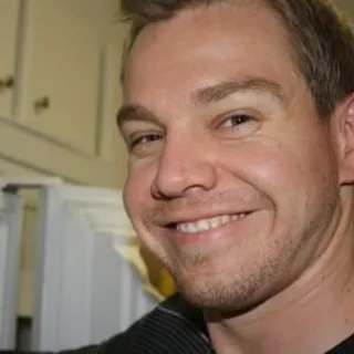 Tim R.