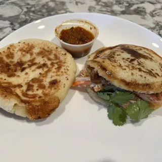 Banh Mi Arepa
