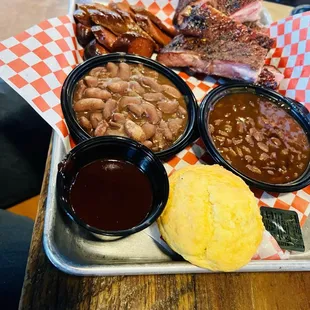 Ribs, Baked Beans, Red beans and rice, cornbread muffin and Links