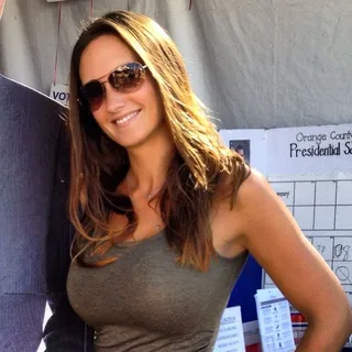 Sara F.
