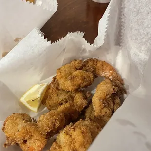 Loved these fried shrimps, everything is battered and fried fresh here I loved it.