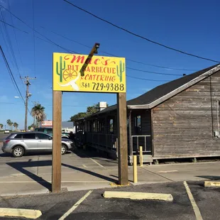 This was a nice place to eat lunch.