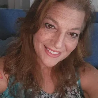 Jo W.