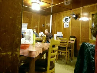 Suisse Haus Food and Spirits