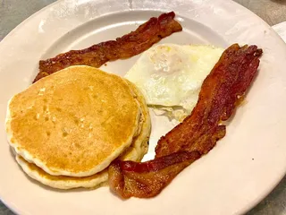 Des Plaines Family Restaurant & Pancake House