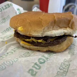 Double cheeseburger