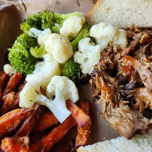 Pulled pork platter